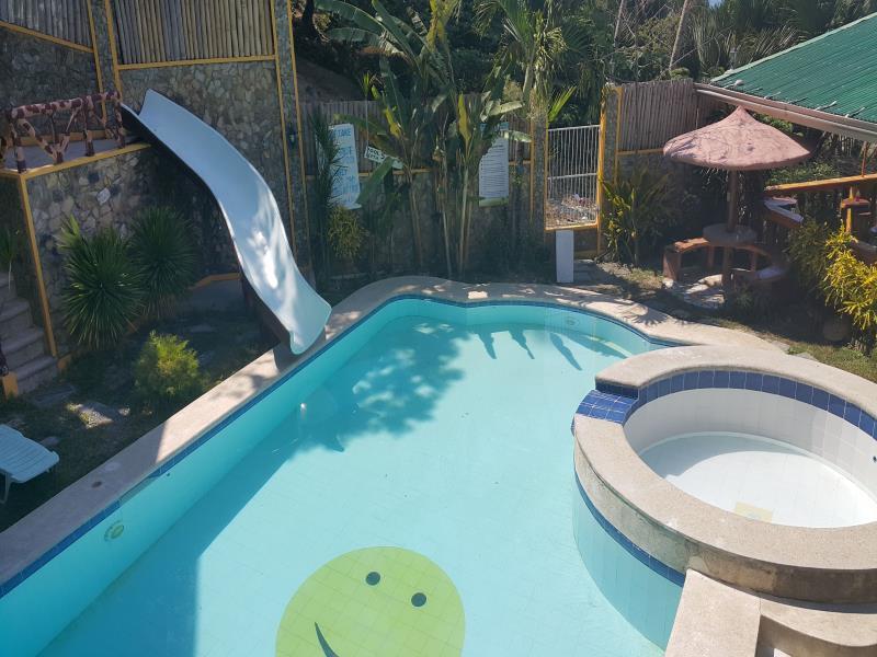 Palangan Bayview Beach Resort Puerto Galera Exterior photo